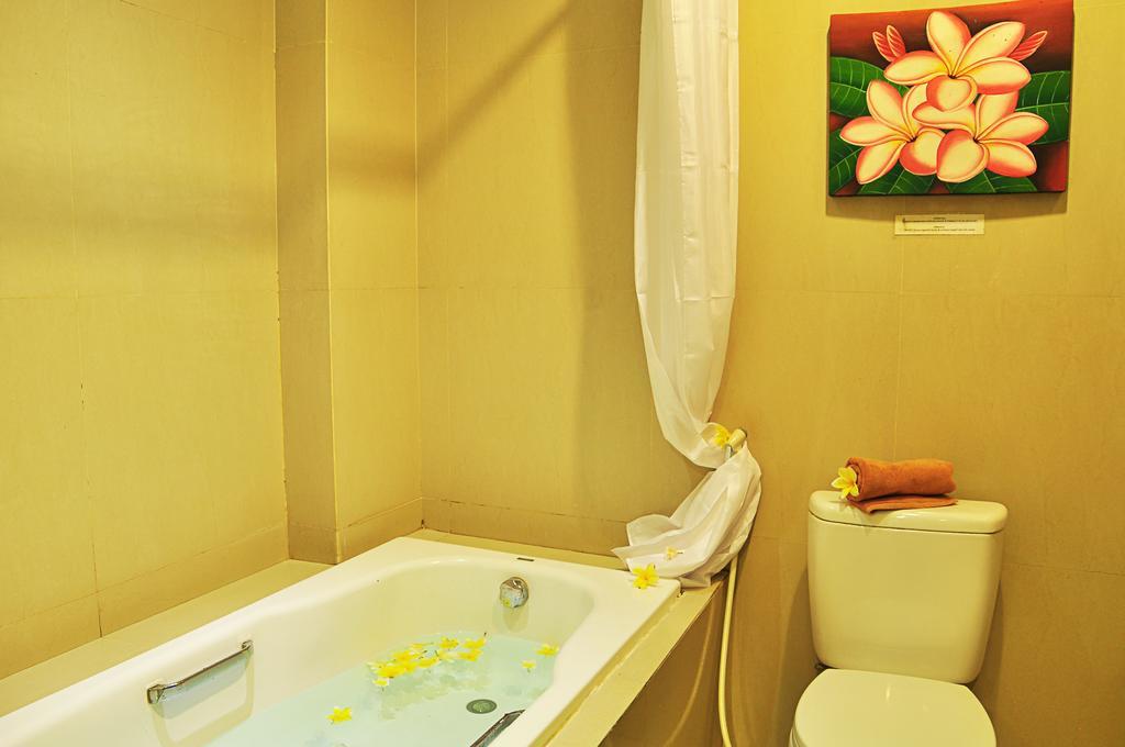 Guest House Matahari Kuta Lombok Exterior foto