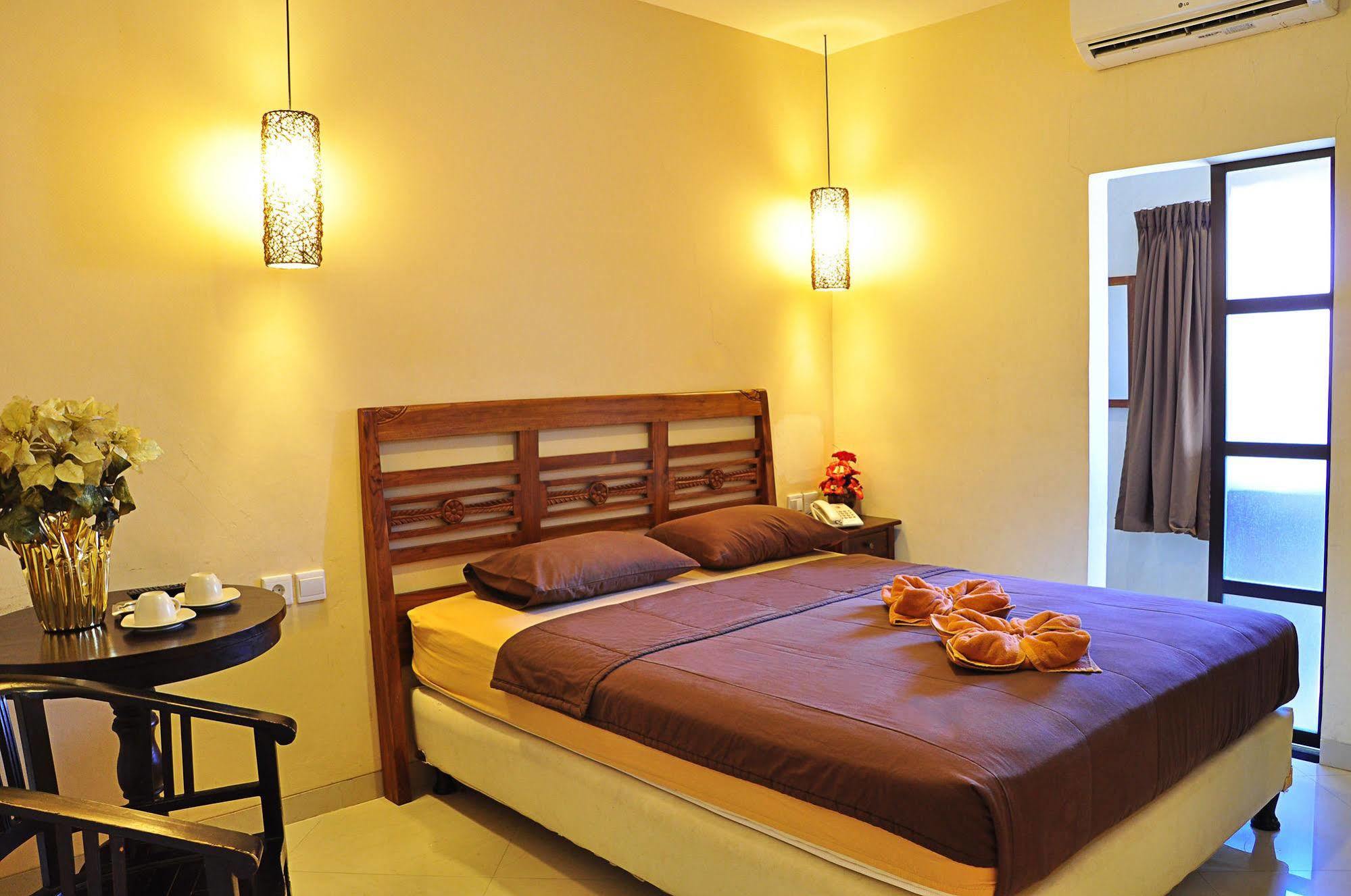 Guest House Matahari Kuta Lombok Exterior foto